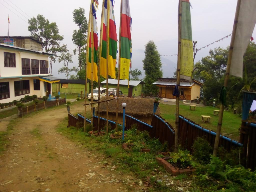 Khi Gha Thang Pelling Exterior photo