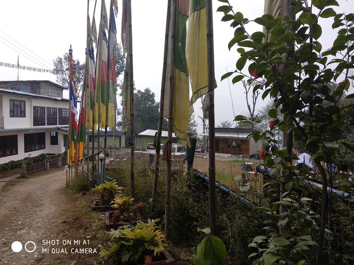 Khi Gha Thang Pelling Exterior photo